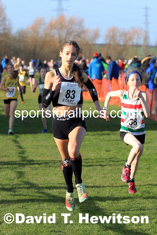 Girls under-13s 2022 Northern Cross Country Champs., Pontefract. Photo: David T. Hewitson/Sports for All Pics